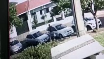 Vídeo mostra ladrão furtando veículo em frente a prefeitura de Goioerê
