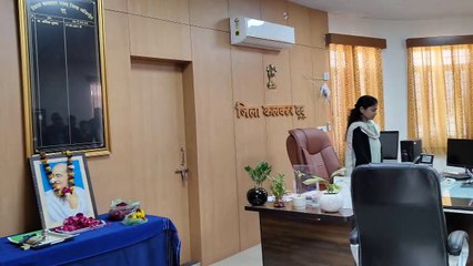 शहीद दिवस पर राष्ट्रपिता को श्रद्धांजलि