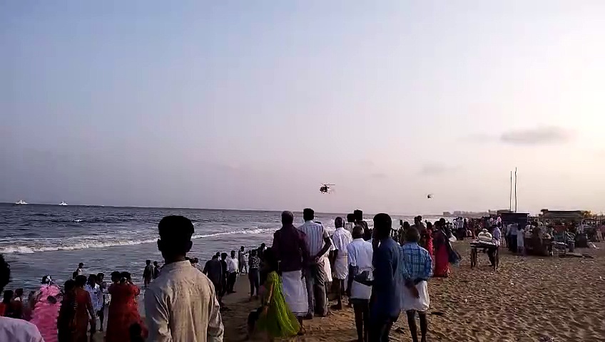 கடலோர காவல்படை தினம்; சென்னை மெரினாவில் இந்திய கடலோர காவல்படை சாகசம்