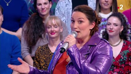 Géraldine (N'oubliez pas les paroles) dévoile son étonnant porte-bonheur