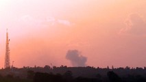 تصاعد أعمدة الدخان وسط قطاع غزة عقب قصف إسرائيلي