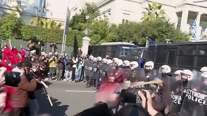 Επεισόδια στο πανεκπαιδευτικό συλλαλητήριο της Αθήνας