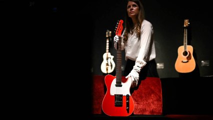 Une guitare de Mark Knopfler atteint plus de 800 000 euros aux enchères