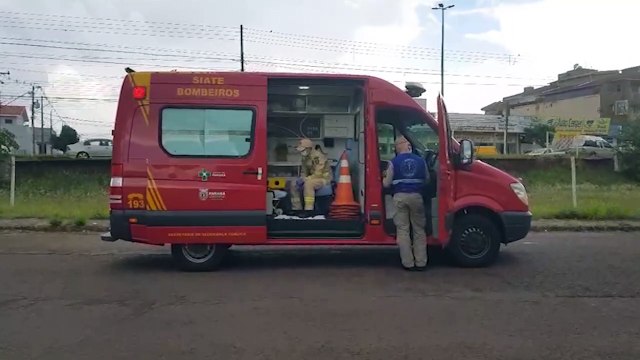 Idosa tropeça na calçada e fica ferida no Parque São Paulo