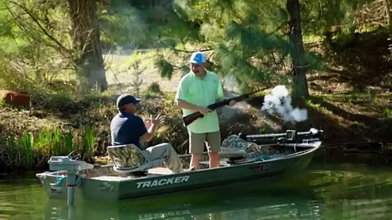 Last Week Tonight with John Oliver Saison 1 - Season 8 Official Trailer: Last Week Tonight with John Oliver (HBO) (EN)