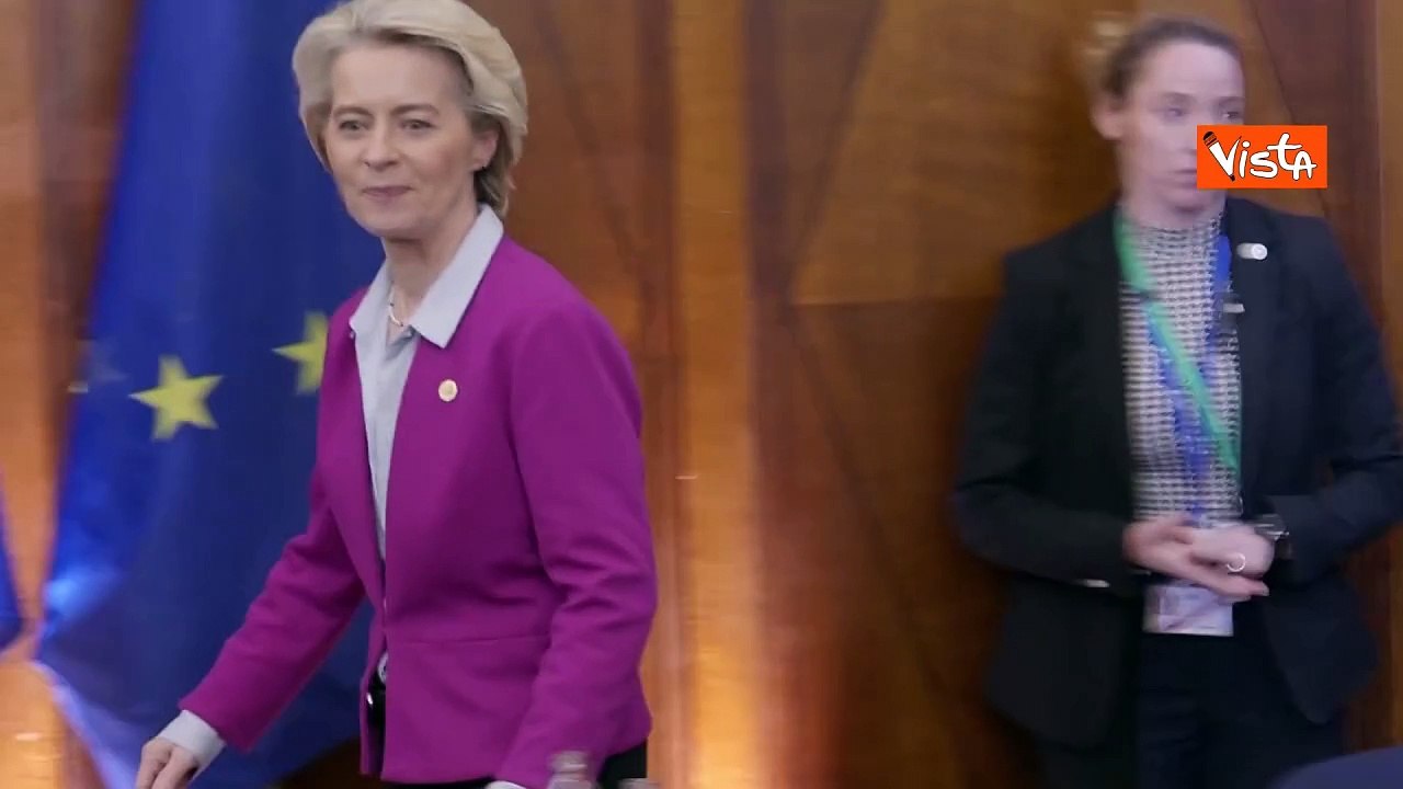 Proteste agricoltori a Bruxelles, De Croo, Rutte e von der Leyen incontrano manifestanti