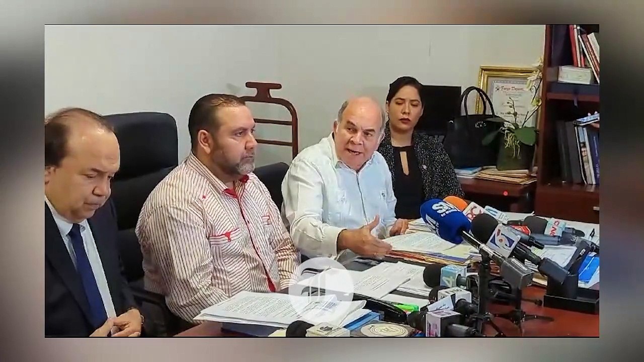 FNP entrega propuesta para modificar Ley del DNI