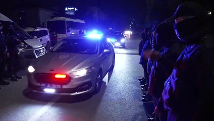 Policía turca libera a siete rehenes de planta de P&G retenidos "por Gaza"