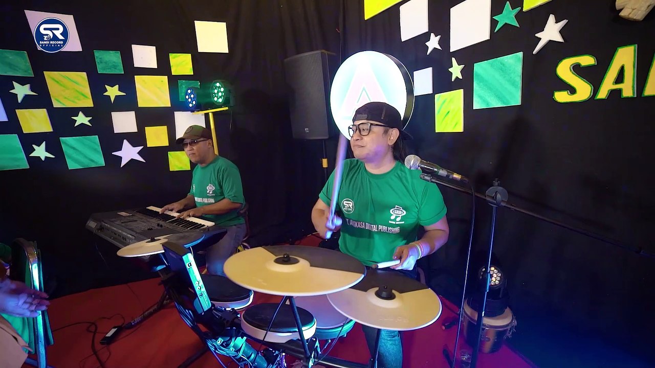 Dini Chan Feat Nazir Khan_Randhe Tak Lowang [Official Music Video]