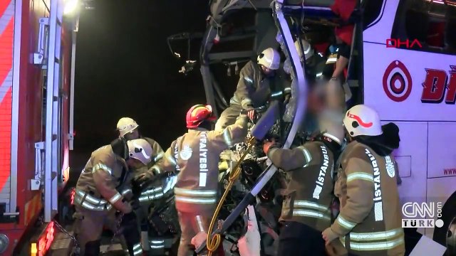 Kuzey Marmara Otoyolu'nda yolcu otobüsü TIR'a çarptı: Çok sayıda yaralı var