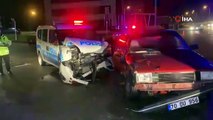 Karaman’da polis aracı ile otomobil çarpıştı: 1’i polis 4 yaralı
