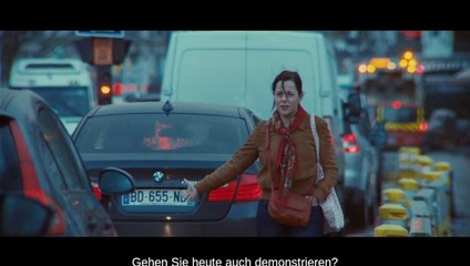 Julie - Eine Frau gibt nicht auf Trailer OmdU