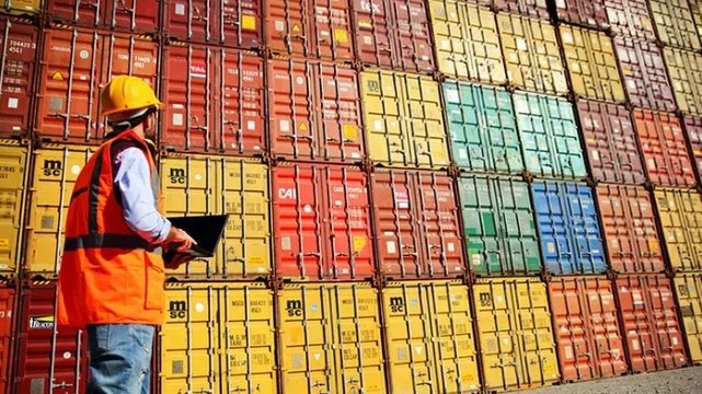 Ticaret Bakanı Ömer Bolat: Ocak ayında ihracat 20.2 milyar dolar oldu