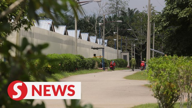 Search for escapees in surroundings of immigration depot in Bidor after riot