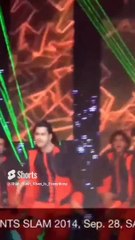 Shah Rukh Khan dances to Badshah o Badshah on stage