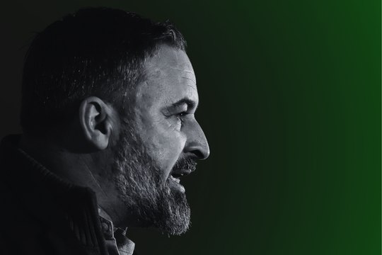 Así es la guerra de poder en Vox: de la opacidad económica a los vínculos con El Yunque