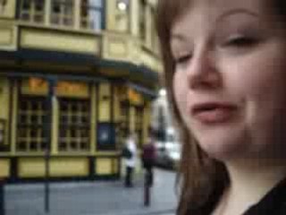 Caro & Axelle à la Place de la Monnaie II - Bruxelles