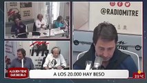 Vean las caras de unos locutores de radio que recibieron un mensaje de voz de Milei y no se lo creían