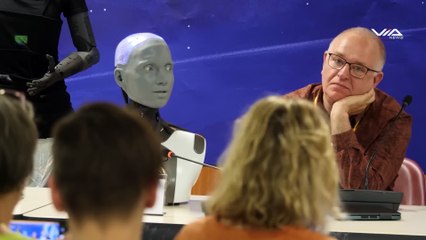 Humanoid Robots Answer Human Questions at The First Ever Press Conf.