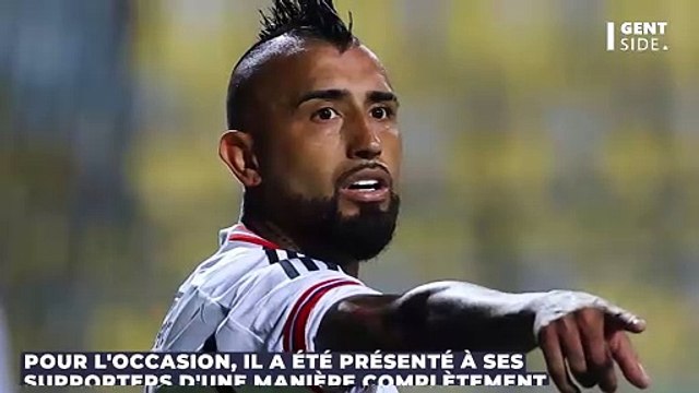 La présentation WTF d'Arturo Vidal pour son retour au Chili !