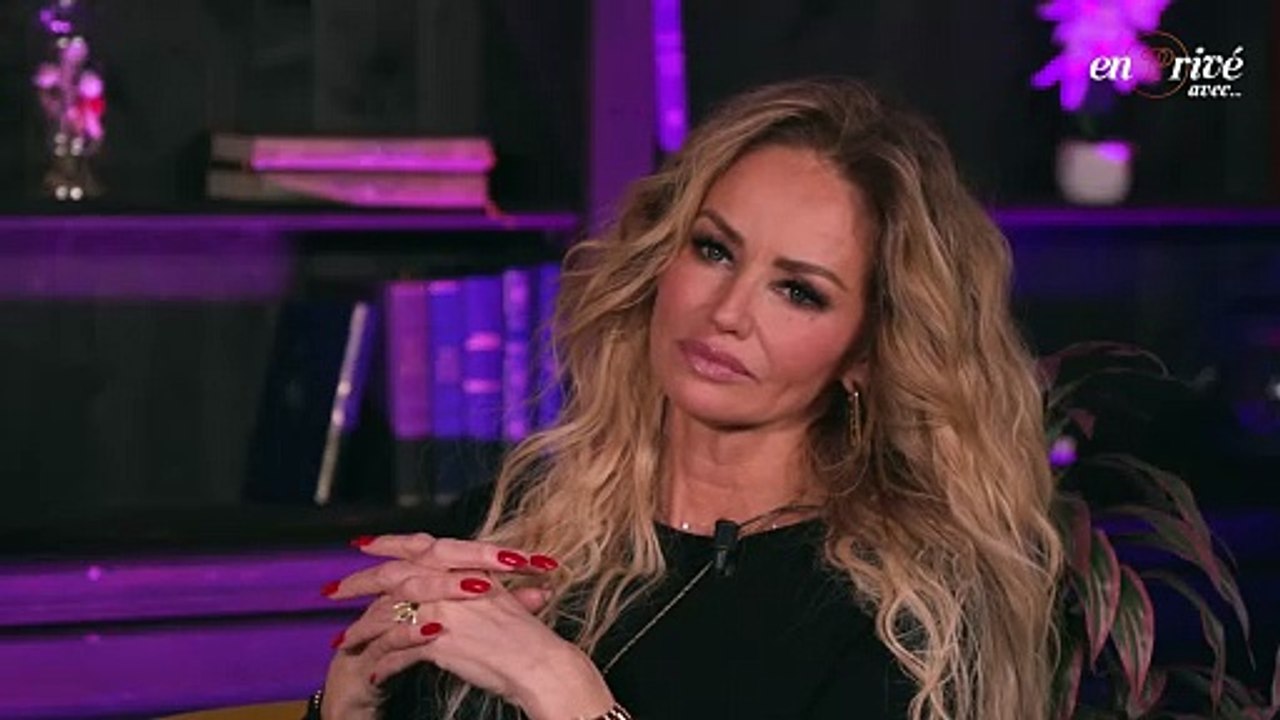 Adriana Karembeu dans "En privé avec", l'émission exclusive de Purepeople