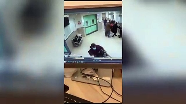 Ospedale di Jenin, i soldati israeliani fanno irruzione travestiti da dottori: il video dell'operazione speciale