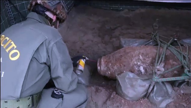 Ordigno bellico, la bonifica a Brescia