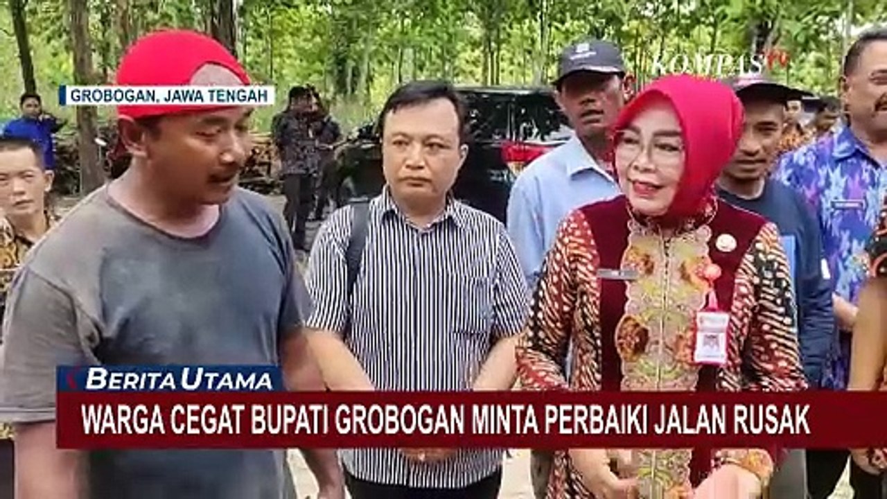 Dihadang Warga, Bupati Grobogan Janji Perbaiki Jalan Rusak Tahun 2025