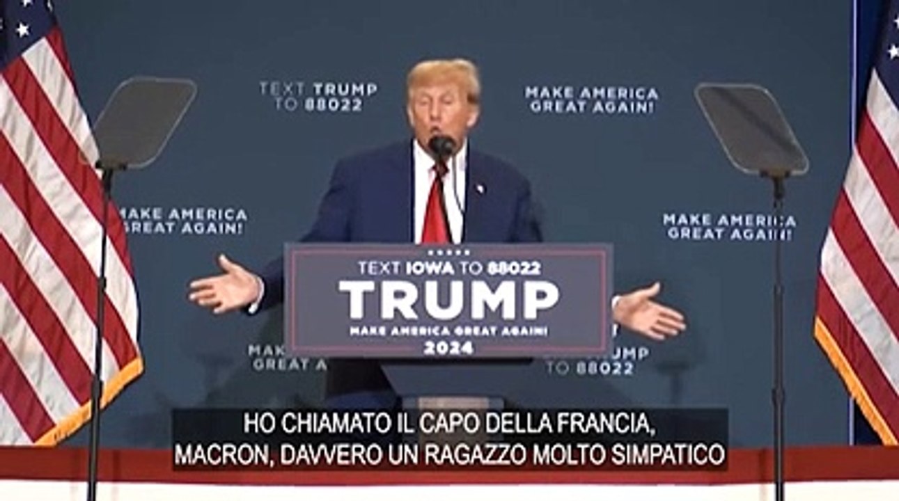 «Non puoi farlo, Donald»: Trump imita il presidente francese Macron e il modo in cui pronuncia il suo nome