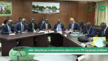 Gabon - Ndong Sima pour un renforcement de la collaboration entre la SPIN et les opérateurs de téléphonie