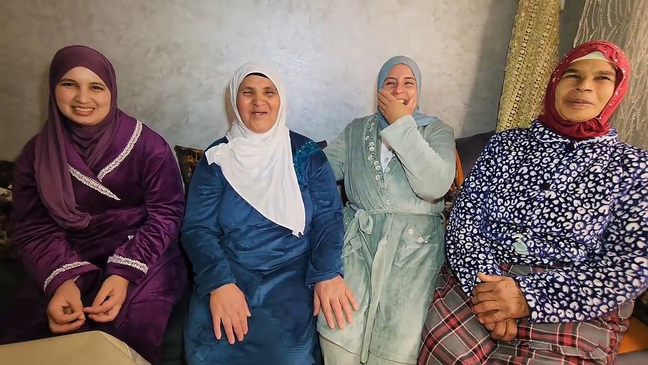 أخييرا دار تنورات و حفصة فاجأة لعرايساتو خلات لعرايسات مبهوضات
