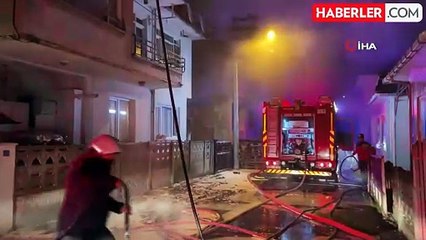 Sakarya'da evin çatısı yangında küle döndü, 1 yaralı
