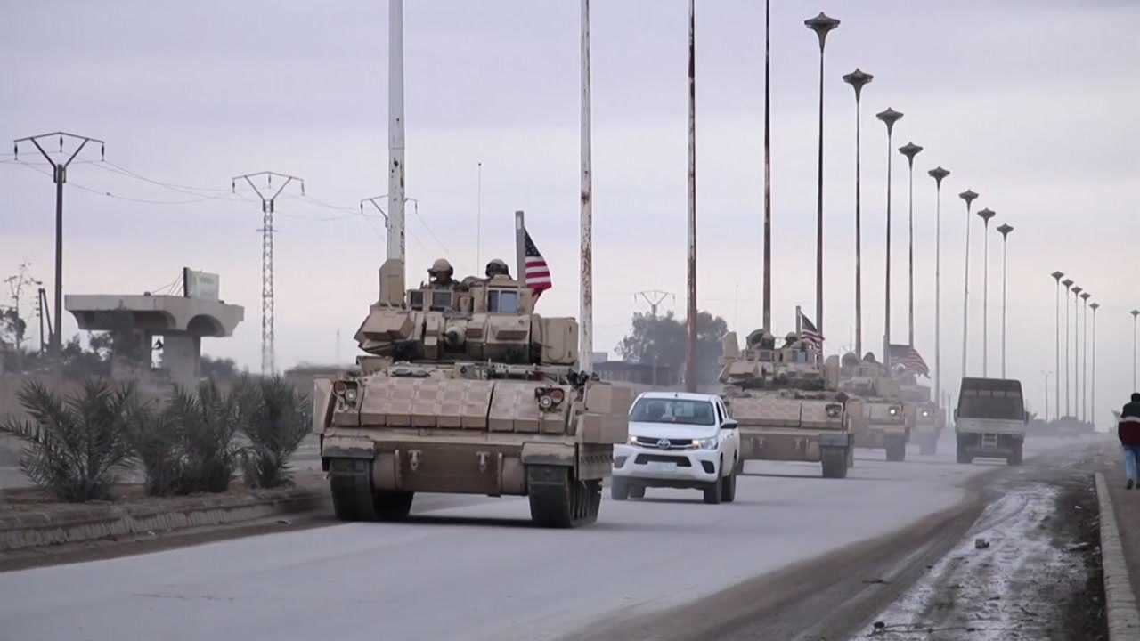 美 '미군 사망' 보복 공격 개시..."이란 시설 등 85개 목표물 타격" / YTN