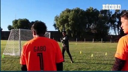 El PRIMER centro de ALTO RENDIMIENTO para porteros