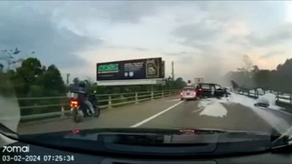 惊心动魄！车祸瞬间曝光：白糖与白烟交织的恐怖场面 🚗💥