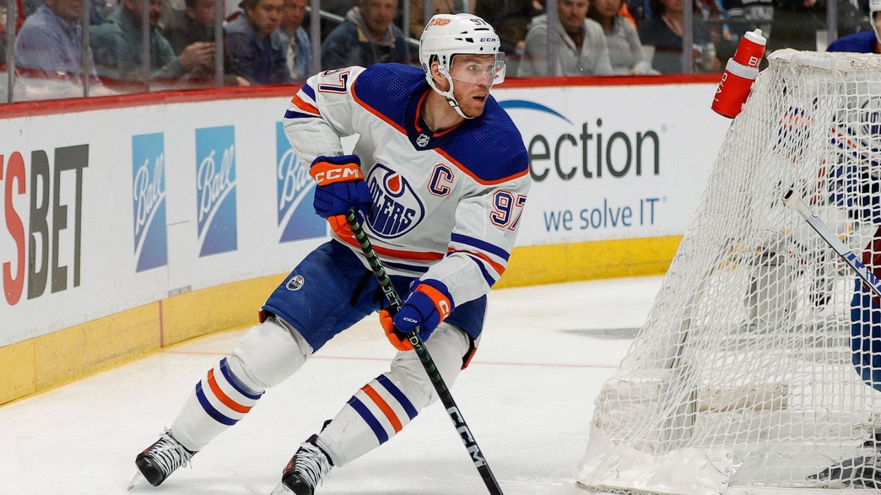 Connor McDavid of the Edmonton Oilers Wins NHL...
