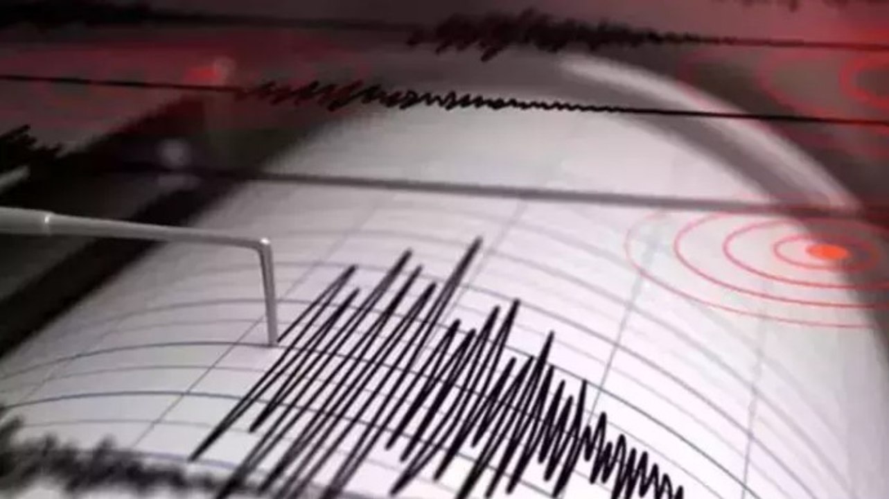 Hakkari Yüksekova'da 4,3 büyüklüğünde deprem