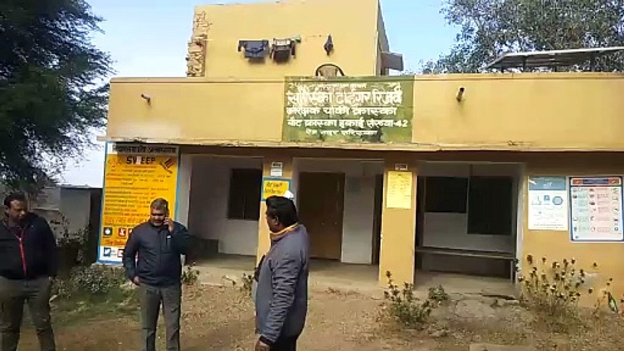 भारत निर्वाचन आयोग की ओर से पोलिंग बूथ का अवलोक...