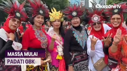 Video herunterladen: Massa Mulai Padati GBK untuk Ramaikan Konser Salam Metal Ganjar-Mahfud