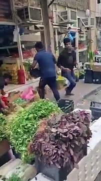 مراقبون للفرار عند الخطر.. سوق سيكو والباعة العشوائيون.. بؤرة أمراض ومطالب بحل جذري