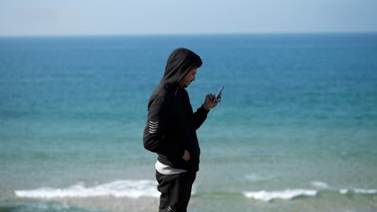 أصوات من غزة.. قطع الإنترنت يسبب معاناة للفلسطينيين في الداخل