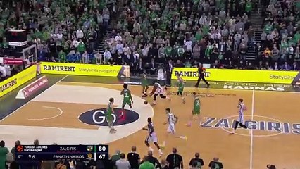 Zalgiris - Panathinaikos Euroleague commentator laughs