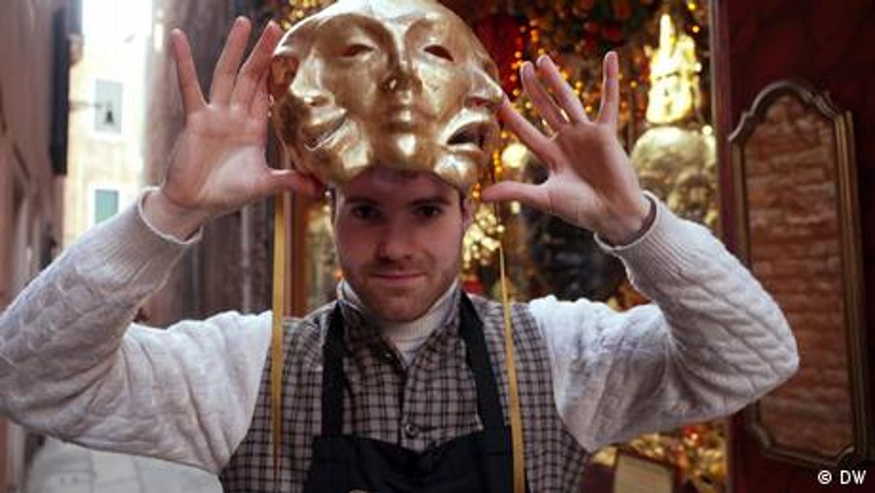 Altes Handwerk in jungen Händen: die Masken von Venedig