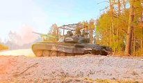 ロシア国防省が公開したビデオでウクライナ軍の弾薬基地が破壊される様子が映し出される