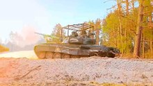 ロシア国防省が公開したビデオでウクライナ軍の弾薬基地が破壊される様子が映し出される