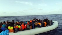 Tragico sbarco a Lampedusa, un migrante di 20 anni trovato morto su un barchino