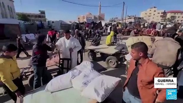 Refugiados en Khan Younis huyen hacia Rafah a pesar de la amenaza de ataques israelíes
