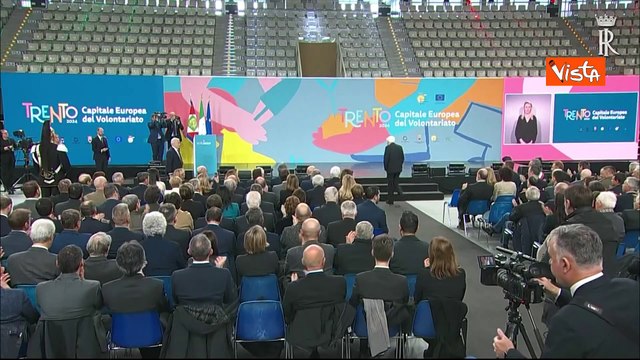 Standing ovation per Mattarella a Trento per cerimonia Capitale europea del volontariato