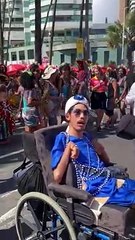 Carnaval: Mãe de cadeirante e filho curtem Fuzuê em Salvador