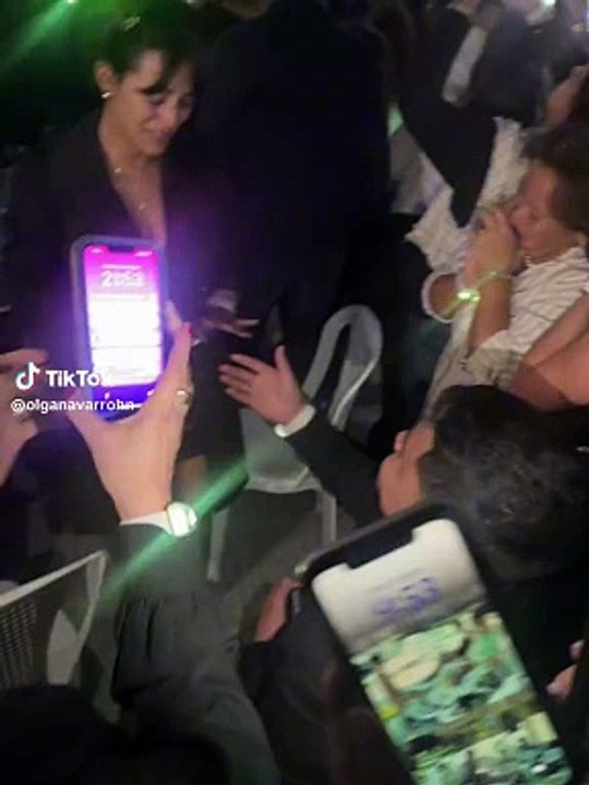 Hondureños se comprometen en concierto de Luis Miguel